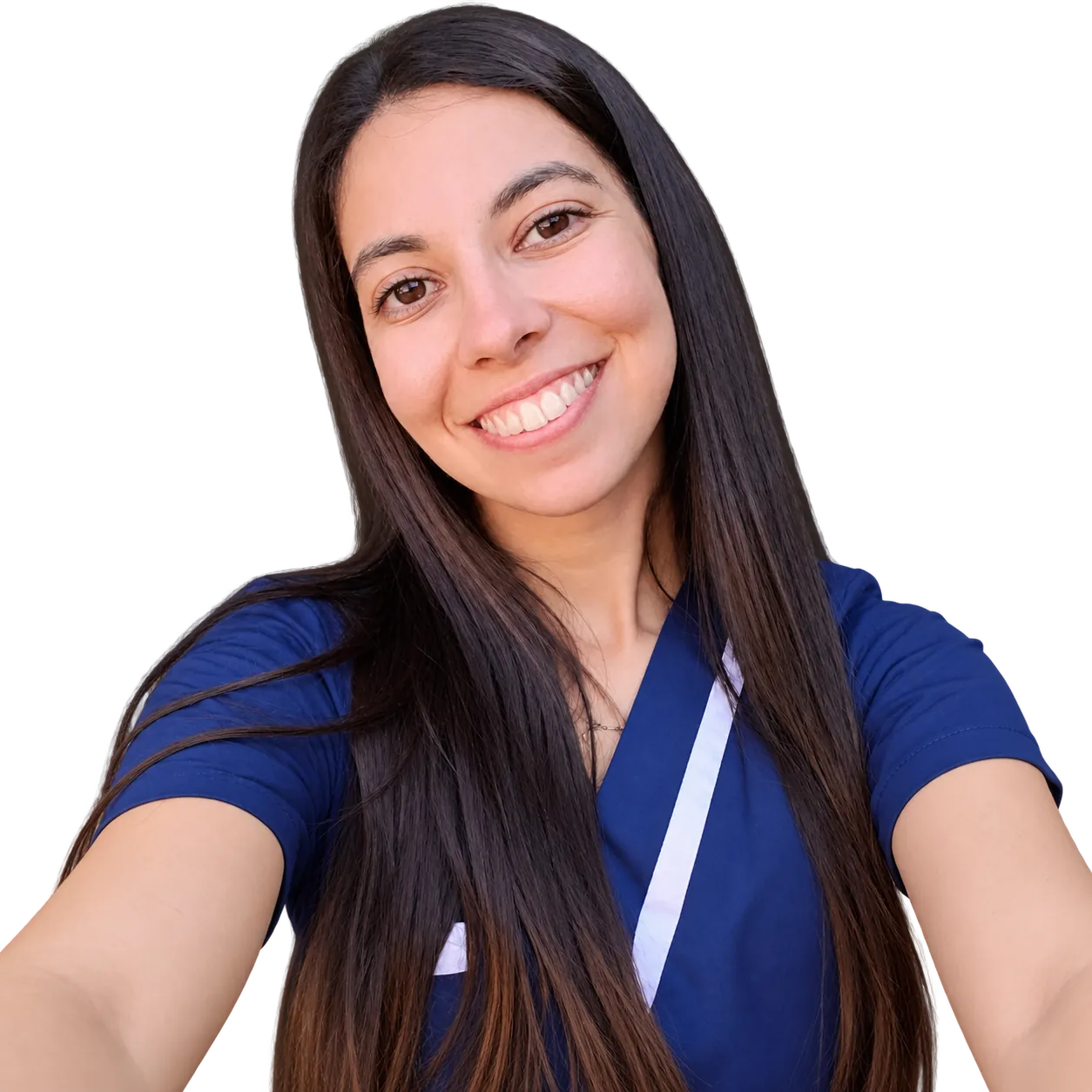 Priscila Sartori, Licenciada en Nutrición, sonriendo en su consultorio